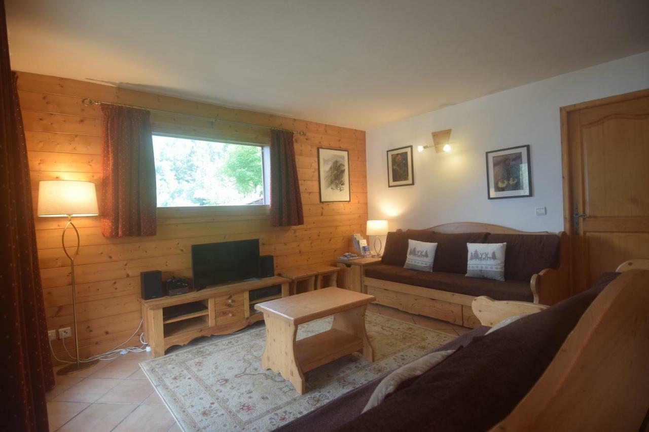 Spacious Apartment 2 Minutes From Ski Lift, Equipped For Babies Les Houches Extérieur photo
